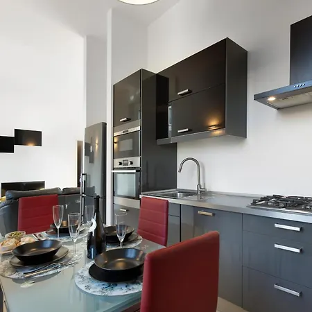 Nam House & Posto Auto Apartamento Milán