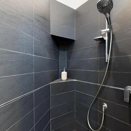 Nam House & Posto Auto Apartamento *