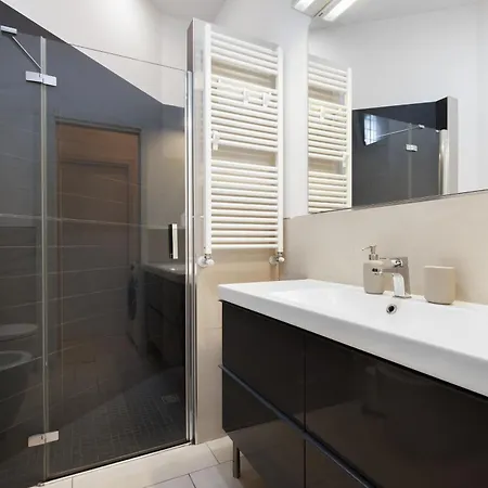 Nam House & Posto Auto Apartamento