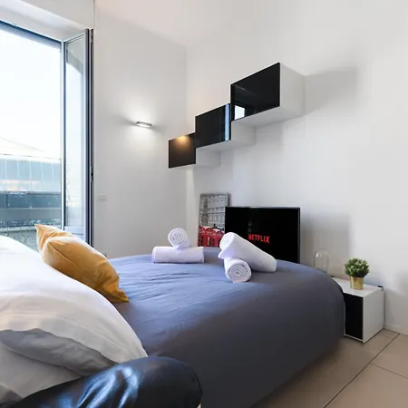 Nam House & Posto Auto Apartamento Milán